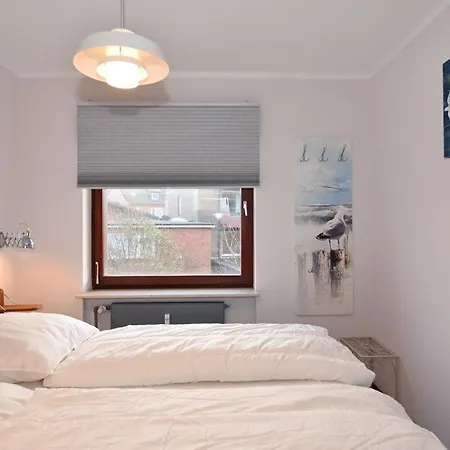 Klaus-groth-strasse 2, Whg 25, 1 Og *
